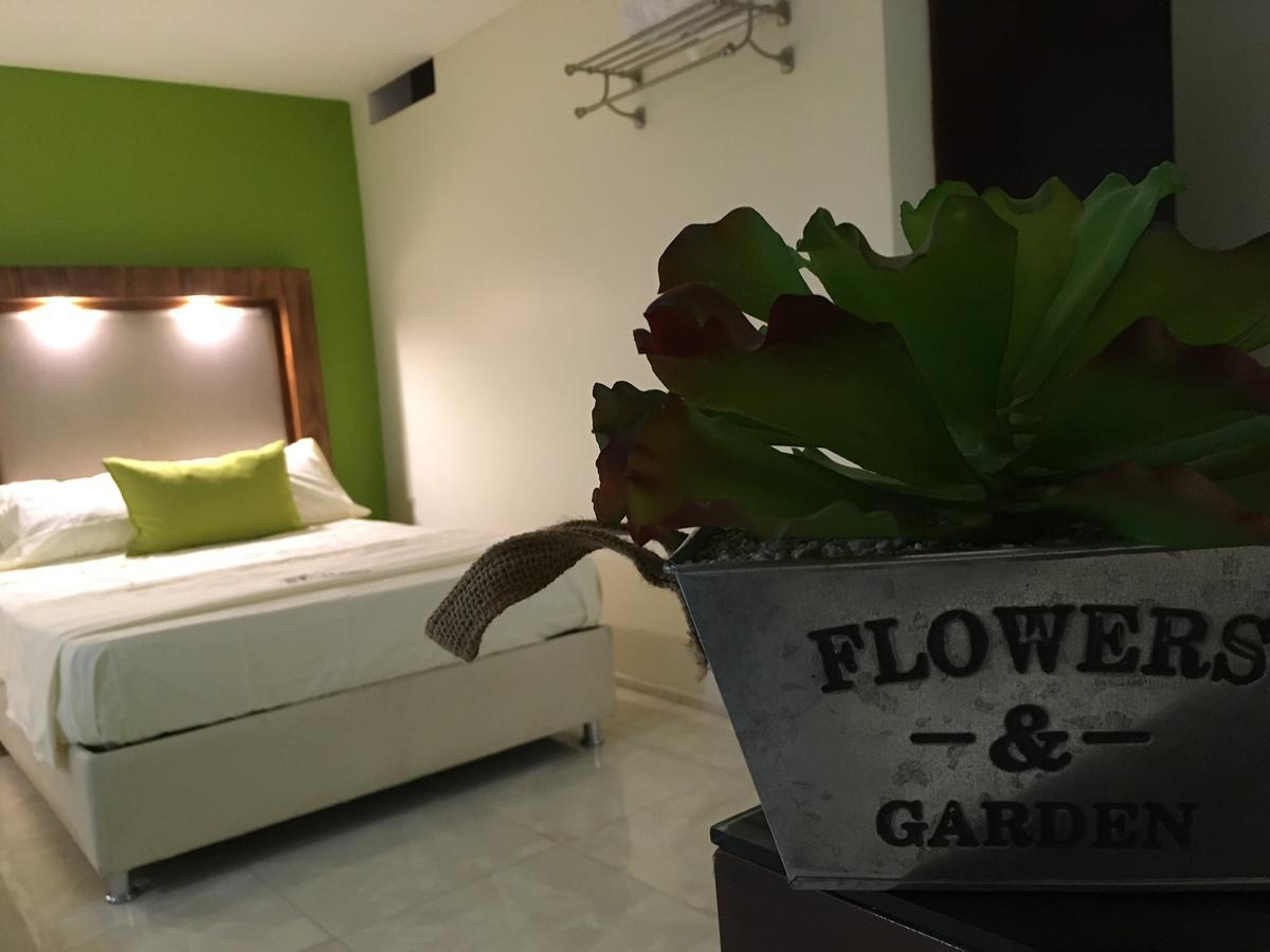 Hotel La Jolla ลอสโมชิส ภายนอก รูปภาพ